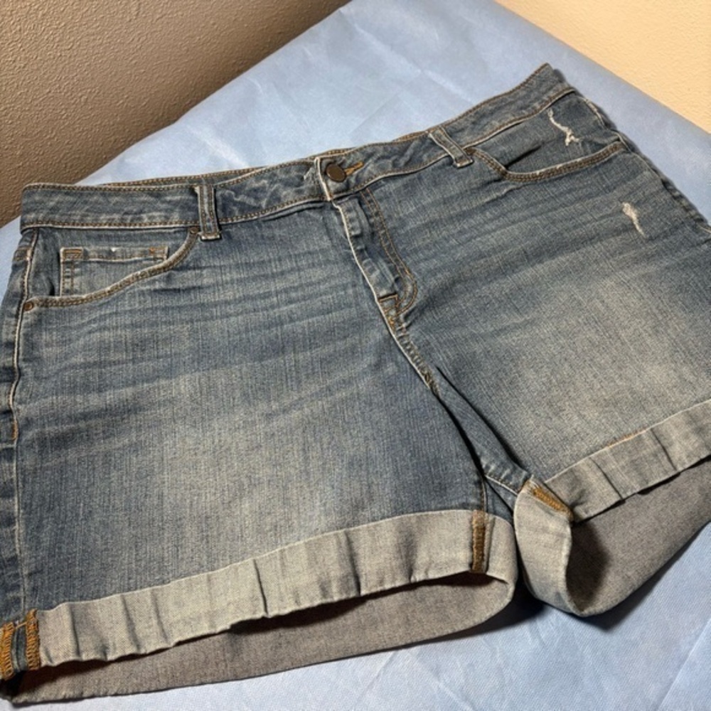 Apt. 9 Blue Denim Shorts